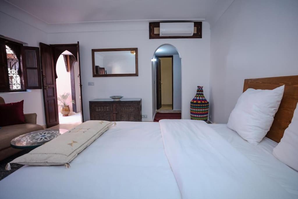 Paisible Riad Privatif Au Coeur De Marrakech Marrakesh Buitenkant foto